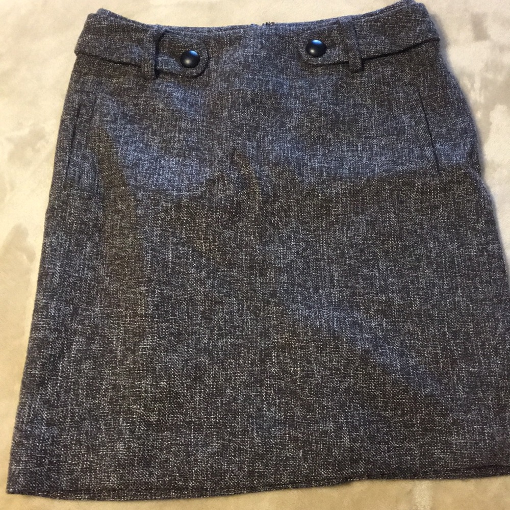 Banana Republic Petite brown tweed skirt.